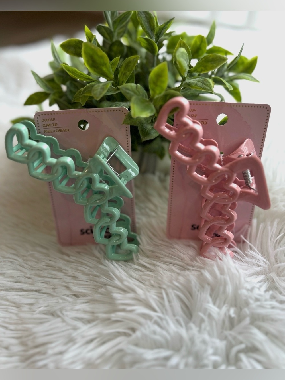 Scunci Hollowed Heart Pastel Hair Claw Clip Green & Pink Set of 2 New